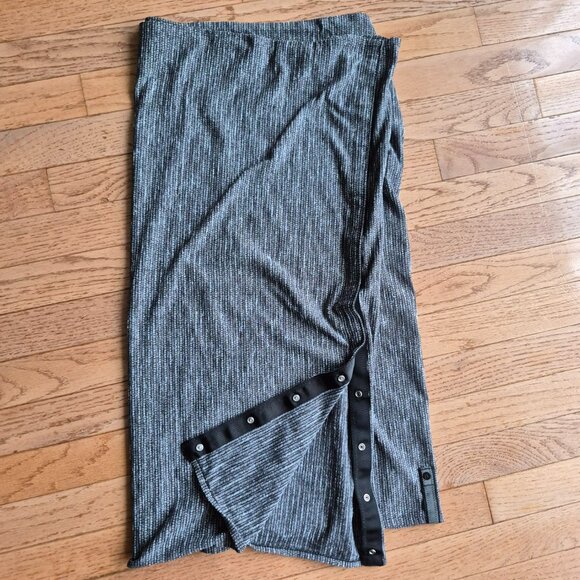 Lululemon Vinyasa Scarf Gray - Picture 1 of 5